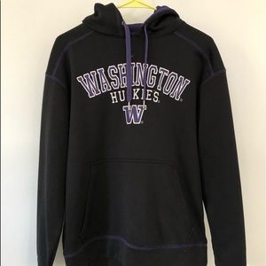 black UW sweatshirt